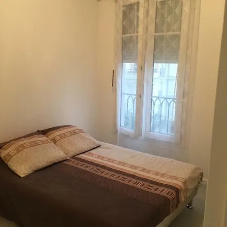 Paris-serris : Cours Du Danube Apartmán *